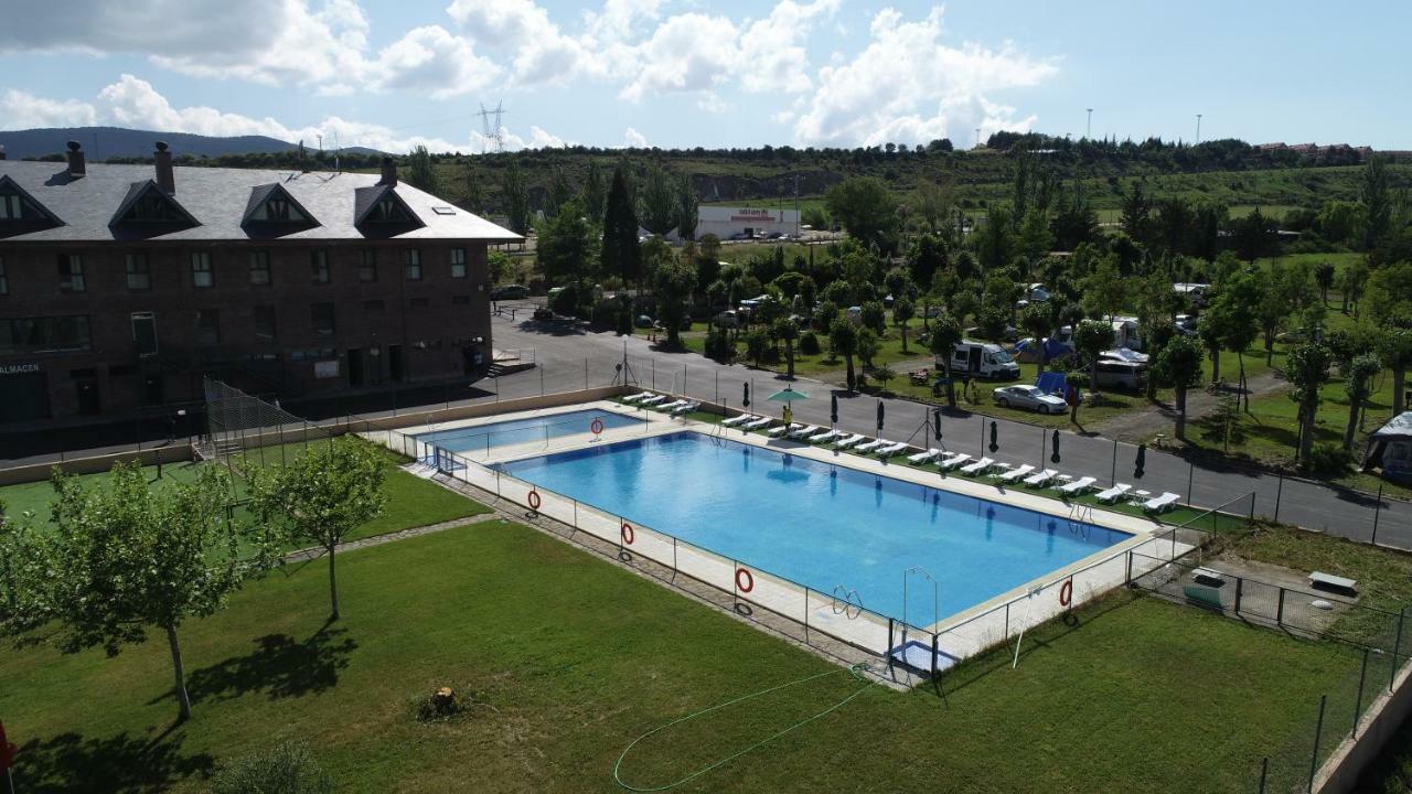 Sabiñanigo Camp&Hotel Exterior foto