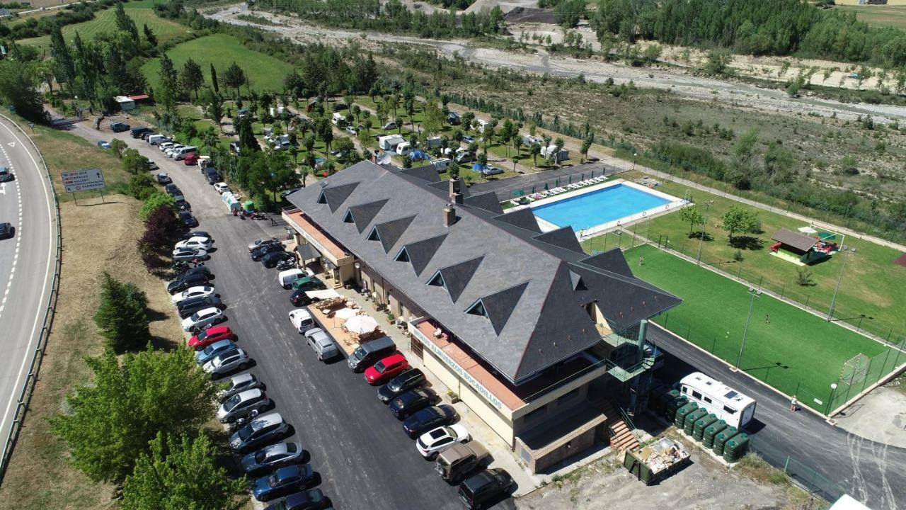 Sabiñanigo Camp&Hotel Exterior foto