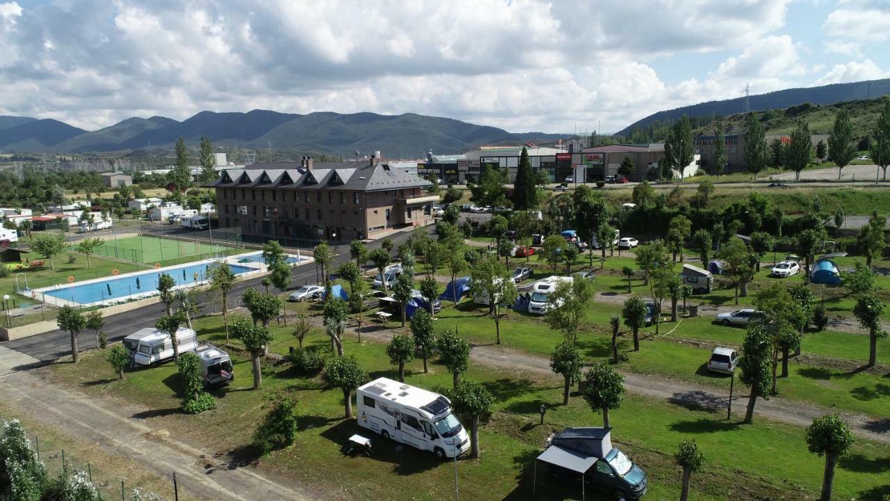 Sabiñanigo Camp&Hotel Exterior foto
